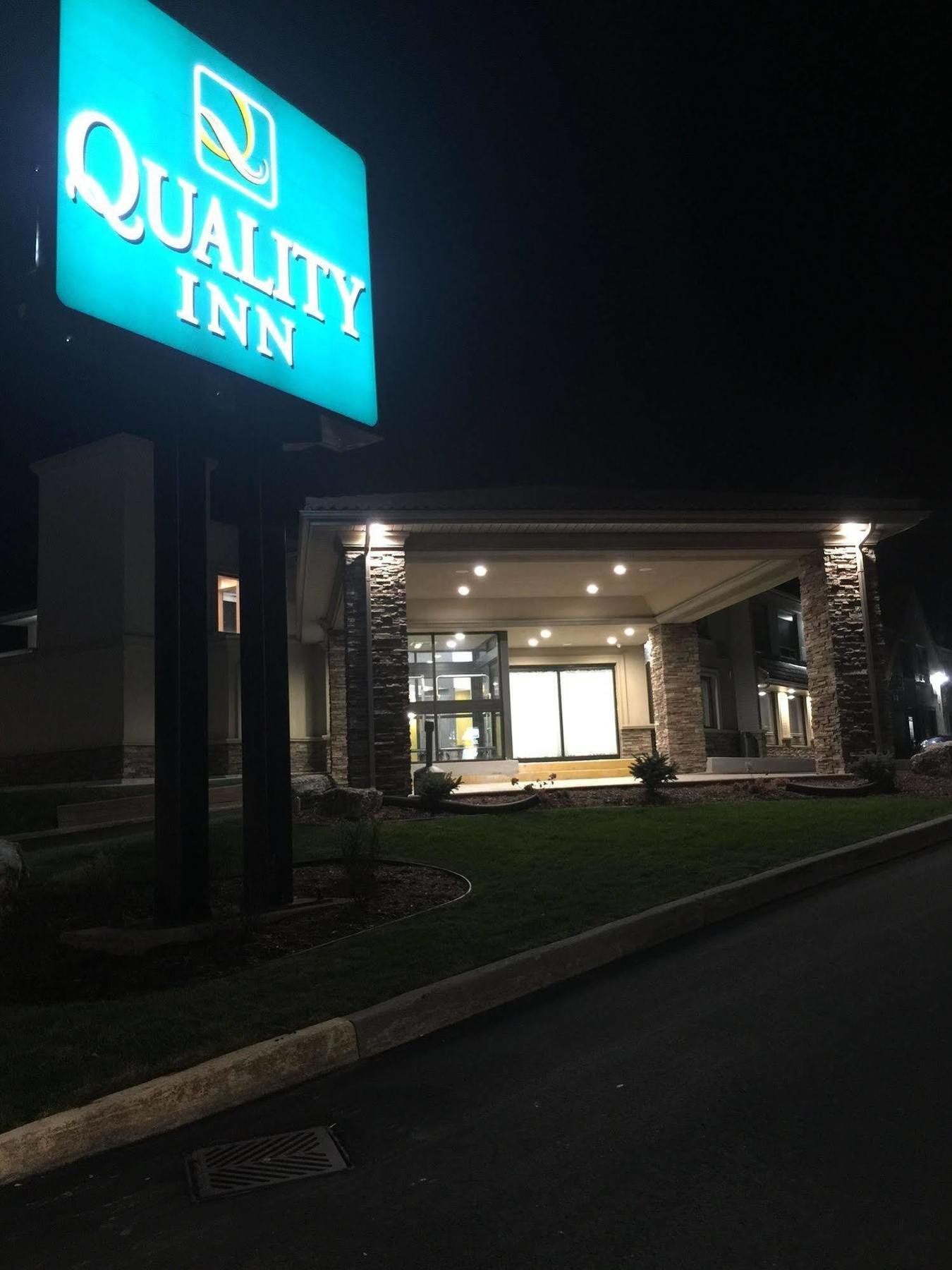 Quality Inn Leamington Eksteriør billede